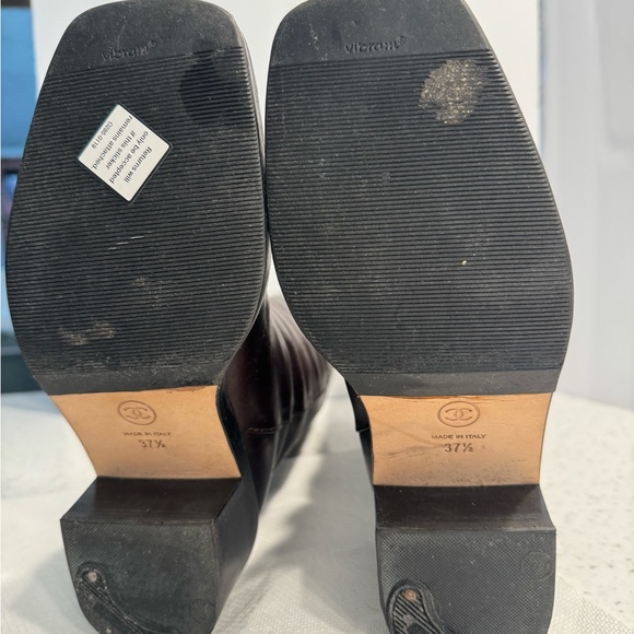 Channel interlocking riding boots size 7.5 or 37.5. Midcalf riding boots. - Picture 5 of 8